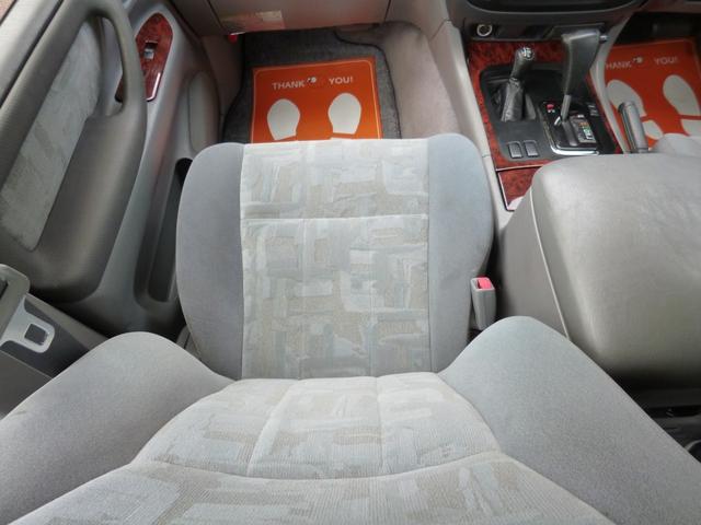 ランドクルーザー１００ ＶＸリミテッド　リアＬＳＤ・ターボディーゼル・２００系純正１８ＡＷ・ＭＯＮＳＴＡ新品５本・ＤＥＰＯ製ヘッドライト・リアヒーター・ＳＤナビフルセグ・Ｂカメラ・ドラレコ・キーレス・サイドステップ（40枚目）