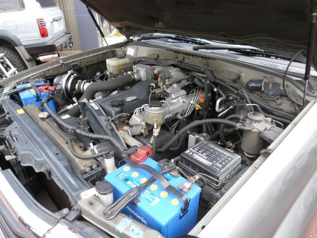 ランドクルーザー１００ ＶＸリミテッド　リアＬＳＤ・ターボディーゼル・２００系純正１８ＡＷ・ＭＯＮＳＴＡ新品５本・ＤＥＰＯ製ヘッドライト・リアヒーター・ＳＤナビフルセグ・Ｂカメラ・ドラレコ・キーレス・サイドステップ（51枚目）