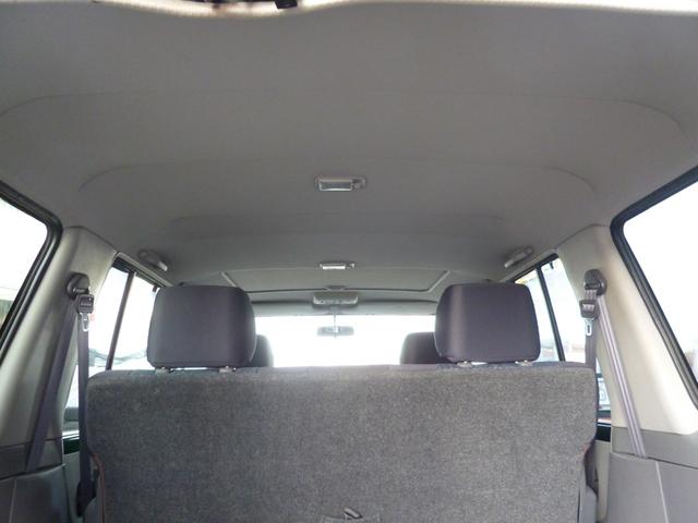 ���A�o���p�[�E���e�������b�h�E�I�[���h�}���G�~���[�V���b�N�E�t�F���_�[�~���[�E�����o�C�U�[�E�T�C�h�X�e�b�v