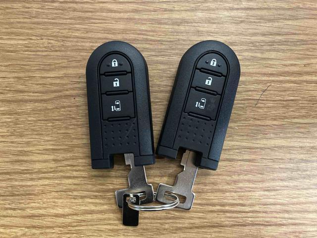 トール Ｘ　ＳＡＩＩ　下取車　ナビ　ブルートゥース　ＥＴＣ　バックモニター　衝突被害軽減システム　誤発信抑制　スマートキー　電動格納ミラー　オートライト　片側電動両側スライドドア　アイドリングストップ（17枚目）