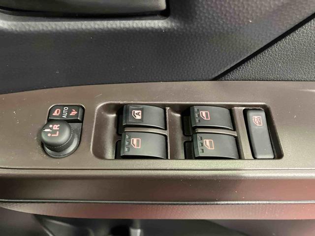 トール Ｘ　ＳＡＩＩ　下取車　ナビ　ブルートゥース　ＥＴＣ　バックモニター　衝突被害軽減システム　誤発信抑制　スマートキー　電動格納ミラー　オートライト　片側電動両側スライドドア　アイドリングストップ（31枚目）