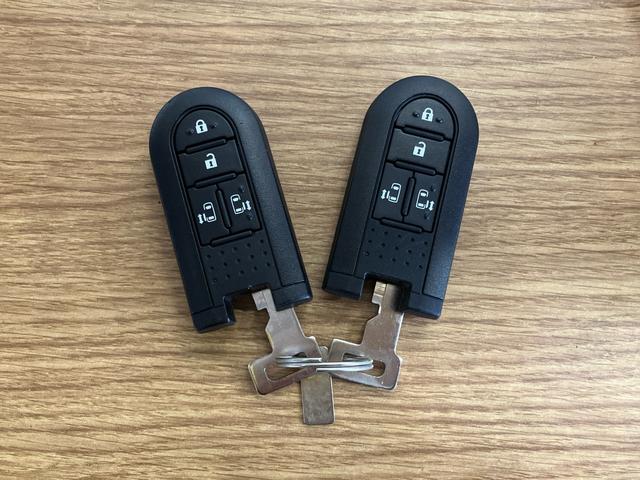 ムーヴキャンバス Ｘブラックアクセントリミテッド　ＳＡＩＩＩ　下取車　ナビ　ブルートゥース　ドライブレコーダー　パノラマモニター　衝突被害軽減システム　横滑防止　両側電動スライドドア　セキュリティアラーム　電動格納式ドアミラー　ＡＢＳ　ベントシート　スマートキー（15枚目）