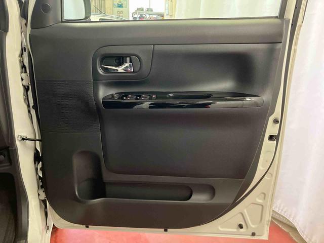 ムーヴキャンバス Ｘブラックアクセントリミテッド　ＳＡＩＩＩ　下取車　ナビ　ブルートゥース　ドライブレコーダー　パノラマモニター　衝突被害軽減システム　横滑防止　両側電動スライドドア　セキュリティアラーム　電動格納式ドアミラー　ＡＢＳ　ベントシート　スマートキー（32枚目）