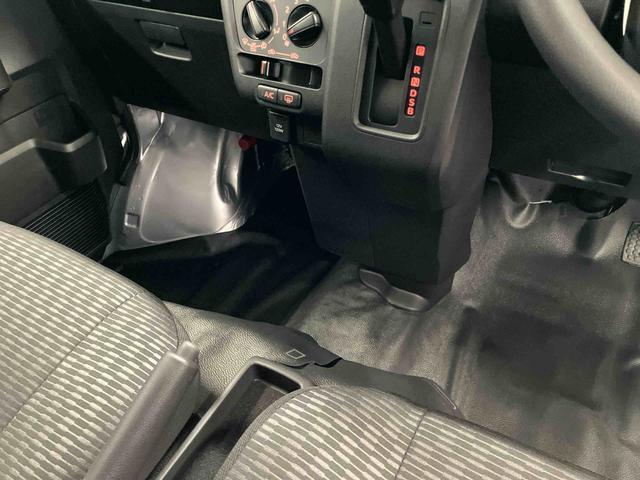 ハイゼットカーゴ DX 元展示車 禁煙 衝突被害軽減システム 衝突安全ボディ レーンキープアシスト キーレス 両側スライドドア ESC オートライト オートマチックハイビーム ABS 運転席エアバッグ 助手席エアバッグ(19枚目)