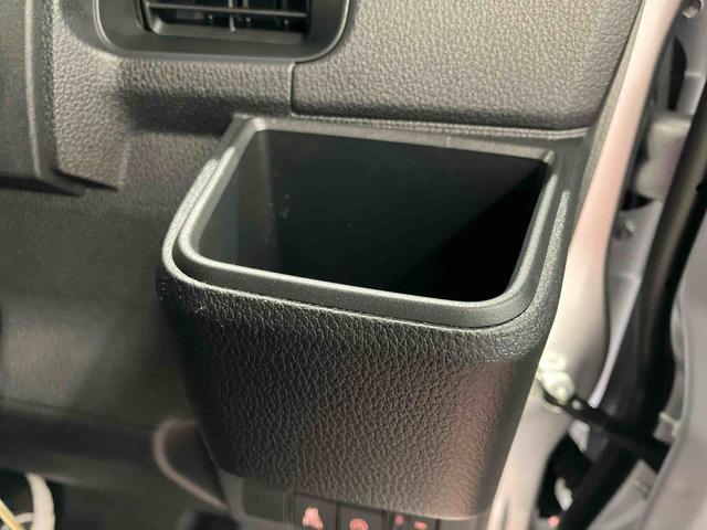 ハイゼットカーゴ DX 元展示車 禁煙 衝突被害軽減システム 衝突安全ボディ レーンキープアシスト キーレス 両側スライドドア ESC オートライト オートマチックハイビーム ABS 運転席エアバッグ 助手席エアバッグ(23枚目)