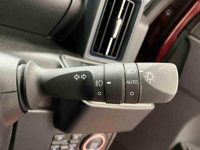 タント カスタムX 元試乗車 衝突被害軽減システム 車線逸脱防止 アイドリングストップ LEDヘッドランプ 1オーナー シートヒーター オートマチックハイビーム 電動格納ミラー スマートキー オートライト 整備記録簿(16枚目)