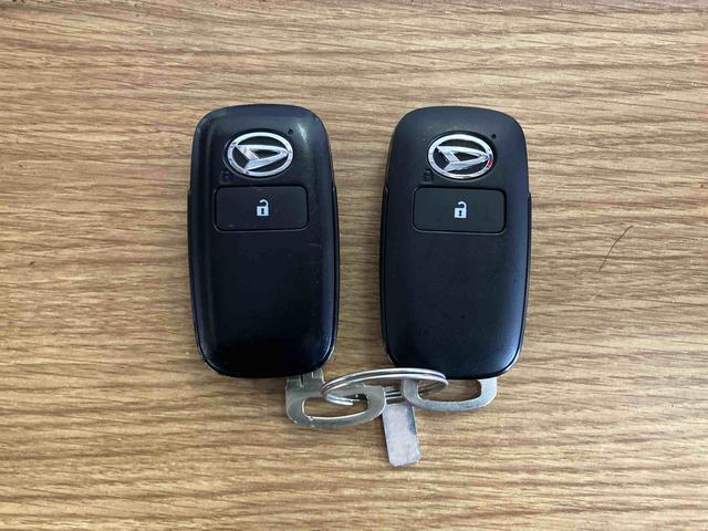 ハイゼットカーゴ クルーズ　下取車　衝突被害軽減システム　衝突安全ボディ　両側スライドドア　オートライト　ＬＥＤヘッドランプ　運転席エアバッグ　助手席エアバッグ　ＥＴＣ　ドライブレコーダー　スマートキー　ＡＢＳ（17枚目）