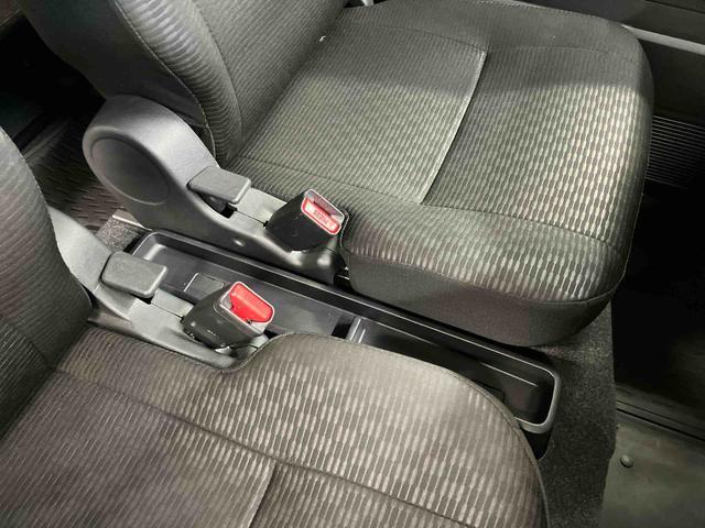 ハイゼットカーゴ クルーズ　下取車　衝突被害軽減システム　衝突安全ボディ　両側スライドドア　オートライト　ＬＥＤヘッドランプ　運転席エアバッグ　助手席エアバッグ　ＥＴＣ　ドライブレコーダー　スマートキー　ＡＢＳ（22枚目）