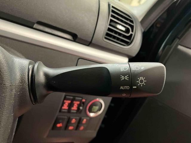 �y�I�[�g���C�g�z�@���̖͂��邳�ɉ����āA�w�b�h�����v�������I�ɓ_���E�������Ă����̂ŁA�ƂĂ��֗��ł��B