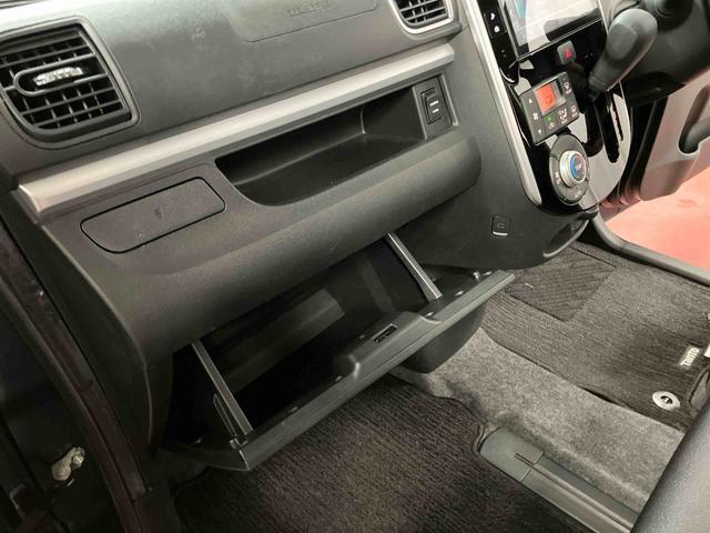 �O���[�u�{�b�N�X�Ȃǂ̑��ʂŕ֗��Ȏ��[���݂����Ă��܂��B