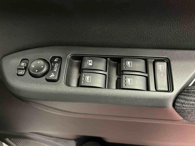 ムーヴ Ｇ　片側電動両側スライドドア　オートマチックハイビーム　ＬＥＤヘッドランプ　ベンチシート　スマートキー　プッシュスタート　電動格納ミラー　アルミホイール　アイドリングストップ　オートライト　レーンアシスト（32枚目）