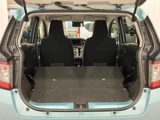 ミライース Ｘ　ＳＡＩＩＩ　届出済未使用車　元展示車　アイドリングストップ　ＬＥＤヘッドランプ　衝突被害軽減システム　禁煙　車線逸脱警告　電動格納式ドアミラー　オートハイビーム　キーレス　衝突安全ボディ　オートライト　ＡＢＳ（37枚目）