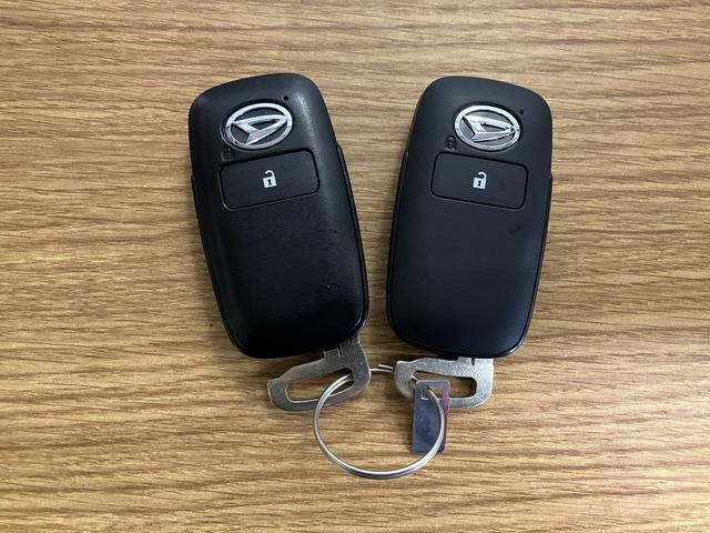 ロッキー Ｇ　下取車　ナビ　ＴＶ　全周囲カメラ　ドラレコ　ＥＴＣ　タ－ボ　ブルートゥース　アダプティブクルーズコントロール　衝突被害軽減システム　車線逸脱警報　記録簿　盗難防止装置　シートヒーター　スマートキー（17枚目）