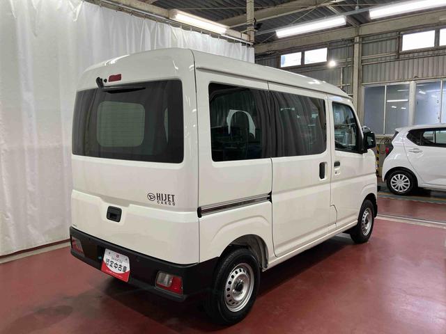 ハイゼットカーゴ ＤＸ　１オーナー　衝突安全ボディ　キーレスキー　両側スライドドア　アイドリングストップ　オートマチックハイビーム　ＥＳＣ　オートライト　記録簿　レーンアシスト　運転席エアバッグ　助手席エアバッグ　ＡＢＳ（5枚目）