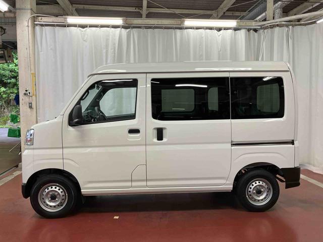 ハイゼットカーゴ ＤＸ　１オーナー　衝突安全ボディ　キーレスキー　両側スライドドア　アイドリングストップ　オートマチックハイビーム　ＥＳＣ　オートライト　記録簿　レーンアシスト　運転席エアバッグ　助手席エアバッグ　ＡＢＳ（8枚目）