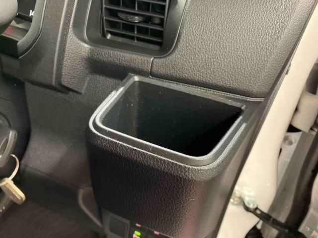 ハイゼットカーゴ ＤＸ　１オーナー　衝突安全ボディ　キーレスキー　両側スライドドア　アイドリングストップ　オートマチックハイビーム　ＥＳＣ　オートライト　記録簿　レーンアシスト　運転席エアバッグ　助手席エアバッグ　ＡＢＳ（27枚目）