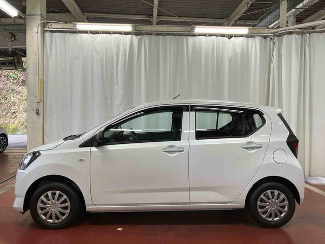 ミライース Ｌ　ＳＡＩＩＩ　１オーナー　衝突被害軽減システム　レーンキープアシスト　キーレス　オートライト　オートマチックハイビーム　運転席エアバック　助手席エアバッグ　ＡＢＳ　衝突安全ボディ　アイドリングストップ（8枚目）