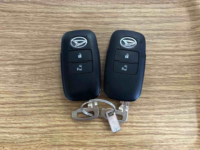 タント Ｘ　１オーナー　衝突被害軽減システム　車線逸脱警報　シートヒーター　片側電動両側スライドドア　スマートキー　アイドリングストップ　ＬＥＤヘッドランプ　オートライト　オートマチックハイビーム　衝突安全ボディ（13枚目）