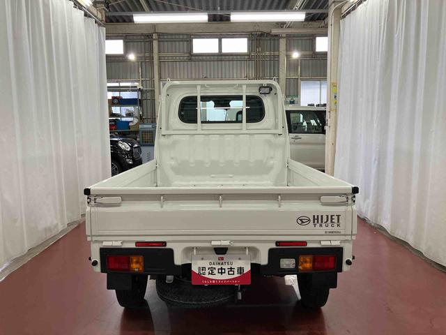 ハイゼットトラック スタンダード　農用スペシャル　１オーナー　４ＷＤ　マニュアル車　衝突被害軽減システム　レーンキープアシスト　誤発信抑制制御　運転席エアバッグ　助手席エアバック　誤発進抑制機能　オートライト　オートマチックハイビーム　ＡＢＳ（6枚目）