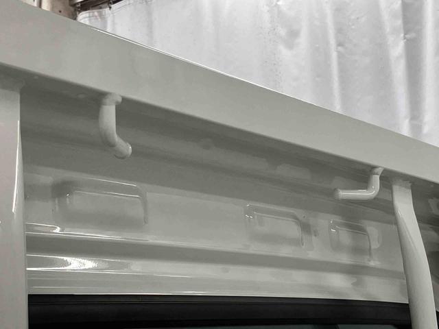 ハイゼットトラック スタンダード　農用スペシャル　１オーナー　４ＷＤ　マニュアル車　衝突被害軽減システム　レーンキープアシスト　誤発信抑制制御　運転席エアバッグ　助手席エアバック　誤発進抑制機能　オートライト　オートマチックハイビーム　ＡＢＳ（36枚目）