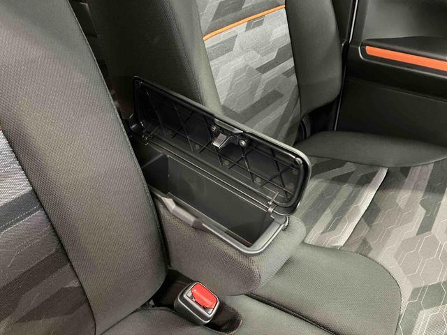 タント ファンクロス　元試乗車　衝突被害軽減システム　両側電動スライドドア　シートヒーター　１オーナー　オートライト　レーンキープアシスト　ＬＥＤヘッドライト　スマートキー　オートマチックハイビーム　ベンチシート　アルミ（25枚目）