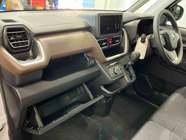 ムーヴ Ｇ　片側電動両側スライドドア　オートマチックハイビーム　ＬＥＤヘッドランプ　電動格納ミラー　アイドリングストップ　レーンアシスト　オートライト　スマートキー　プッシュスタート　衝突被害軽減システム（27枚目）