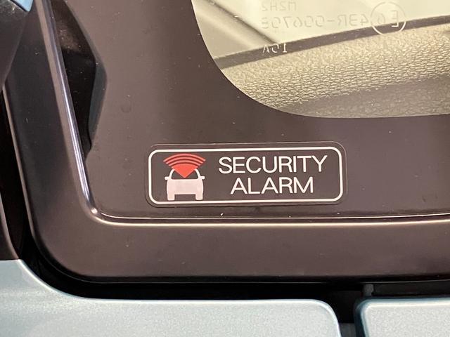 �y�Z�L�����e�B�A���[���z�@�s���Ƀh�A���J������ƁA�u�U�[����Ȃǂ��Ď��͂Ɉُ��m�点�Ă���܂��B