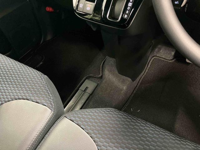 タント カスタムX 1オーナー ディスプレイオーディオ バックカメラ ブルートゥース 衝突被害軽減システム 両側電動スライドドア シートヒーター LEDヘッドランプ オートライト オートマチックハイビーム スマートキー(28枚目)