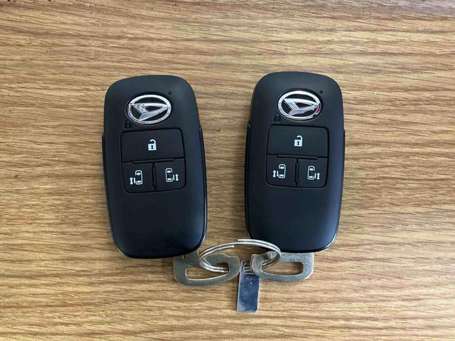 ムーヴキャンバス ストライプスＧ　届出済未使用車　元展示車　アイドリングストップ　禁煙　セキュリティアラーム　スマートキー　プッシュスタート　シートヒーター　１オーナー車　ＬＥＤヘッドランプ　車線逸脱警報　オートマチックハイビーム（13枚目）