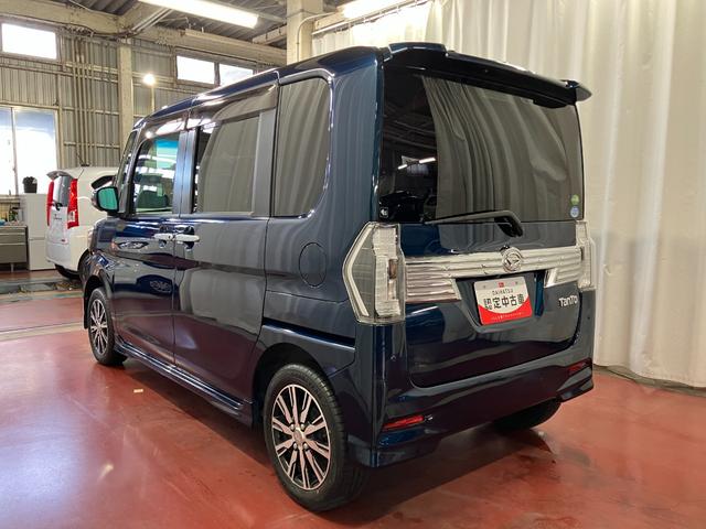 タント カスタムＸ　トップエディションＶＳ　ＳＡＩＩＩ　下取車　ナビ　パノラマモニター　ＥＴＣ　シートヒーター　両側電動スライドドア　Ｂｌｕｅｔｏｏｔｈ　フルセグＴＶ　衝突被害軽減システム　レーンアシスト　ＬＥＤヘッドランプ　スマートキー　プッシュスタート（7枚目）