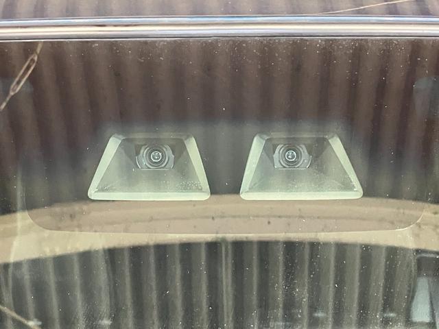 タント カスタムＸ　トップエディションＶＳ　ＳＡＩＩＩ　下取車　ナビ　パノラマモニター　ＥＴＣ　シートヒーター　両側電動スライドドア　Ｂｌｕｅｔｏｏｔｈ　フルセグＴＶ　衝突被害軽減システム　レーンアシスト　ＬＥＤヘッドランプ　スマートキー　プッシュスタート（9枚目）