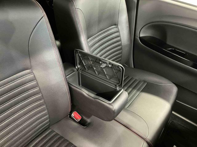 フロントセンターアームレスト(ボックス付)