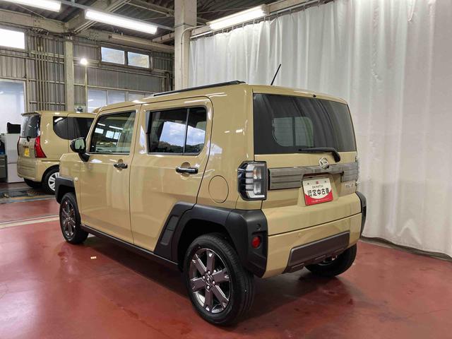 タフト Ｇ　ダーククロムベンチャー　届出済未使用車　１オーナー　アダプティブクルーズコントロール　オートマチックハイビーム　ＬＥＤヘッドランプ　レーンキープアシスト　アイドリングストップ　電動格納ミラー　記録簿　禁煙　スマートキー（7枚目）