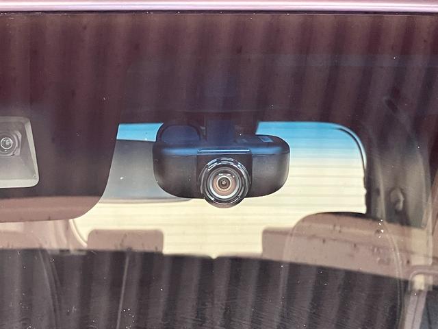 タント カスタムＸ　トップエディションリミテッドＳＡＩＩＩ　下取車　ナビ　パノラマモニター　ドライブレコーダー　運転席シートヒーター　衝突被害軽減システム　レーンアシスト　両側電動スライドドア　Ｂｌｕｅｔｏｏｔｈ　フルセグＴＶ　ＬＥＤヘッドランプ　スマートキー（14枚目）