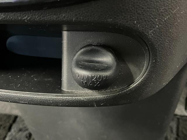 タント カスタムＸ　トップエディションリミテッドＳＡＩＩＩ　下取車　ナビ　パノラマモニター　ドライブレコーダー　運転席シートヒーター　衝突被害軽減システム　レーンアシスト　両側電動スライドドア　Ｂｌｕｅｔｏｏｔｈ　フルセグＴＶ　ＬＥＤヘッドランプ　スマートキー（22枚目）