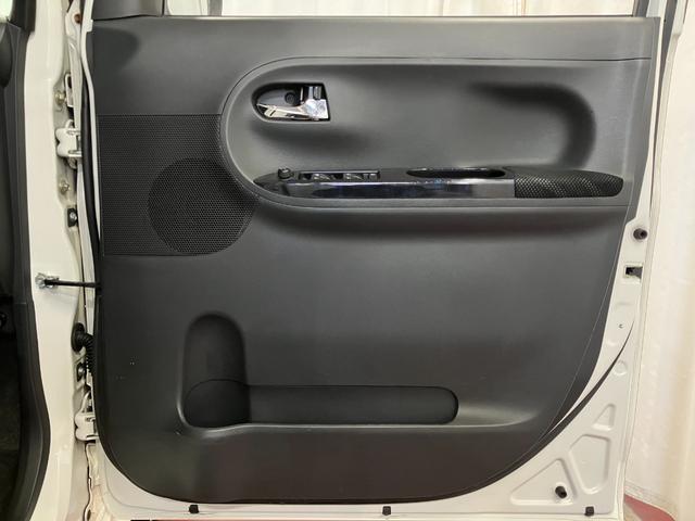 タント カスタムＸ　トップエディションリミテッドＳＡＩＩＩ　下取車　ナビ　パノラマモニター　ドライブレコーダー　運転席シートヒーター　衝突被害軽減システム　レーンアシスト　両側電動スライドドア　Ｂｌｕｅｔｏｏｔｈ　フルセグＴＶ　ＬＥＤヘッドランプ　スマートキー（30枚目）