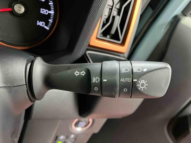 �y�I�[�g���C�g�z�@���̖͂��邳�ɉ����āA�w�b�h�����v�������I�ɓ_���E�������Ă����̂ŁA�ƂĂ��֗��ł��B