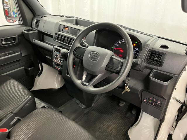 ハイゼットカーゴ ＤＸ　４ＷＤ　１オーナー　衝突安全ボディ　キーレスキー　両側スライドドア　アイドリングストップ　オートマチックハイビーム　オートライト　レーンアシスト　運転席エアバッグ　助手席エアバッグ（13枚目）