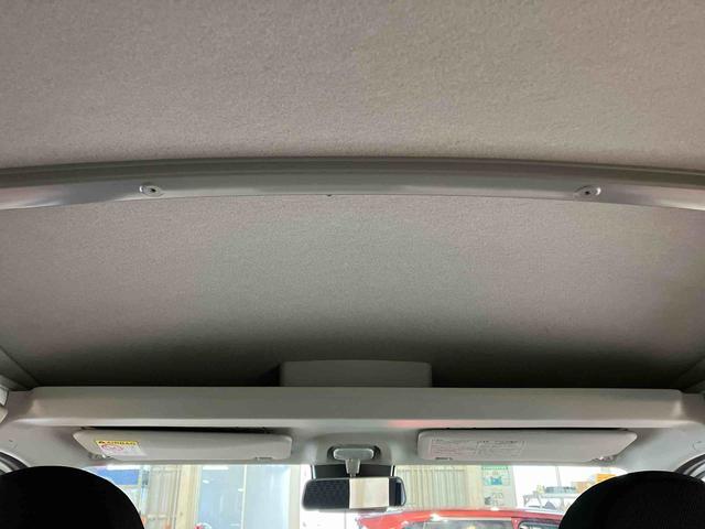 ハイゼットカーゴ ＤＸ　４ＷＤ　アイドリングストップ　レーンキープアシスト　運転席エアバッグ　助手席エアバッグ　１オーナー車　オートマチックハイビーム　記録簿　オートライト　ＡＢＳ　衝突安全ボディ　衝突被害軽減システム（25枚目）