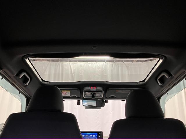 �y�X�J�C�t�B�[���g�b�v�z�@�O�Ȃ̓���ɑ傫���L����K���X���[�t�B