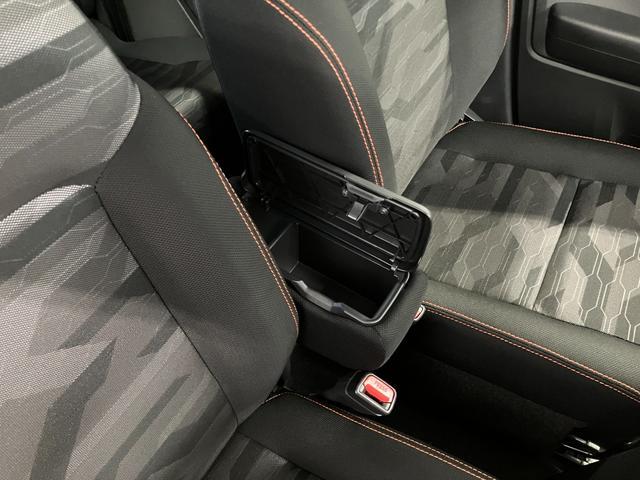 �t�����g�Z���^�[�A�[�����X�g�i�{�b�N�X�t�j