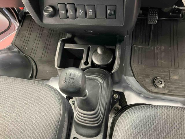 ハイゼットトラック スタンダード　農用スペシャルＳＡＩＩＩｔ　４ＷＤ　マニュアル車　ＬＥＤヘッドランプ　運転席エアバッグ　助手席エアバッグ　マニュアルエアコン　レーンアシスト　パワステ　ＡＢＳ　衝突被害軽減システム（23枚目）