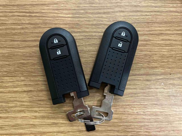 ムーヴ カスタム X VS SAIII 下取車 メモリーナビ 車線逸脱警報 エアバッグ 電動格納ミラー 記録簿 イモビライザー アルミホイール LEDヘッドランプ パノラマカメラ スマートキー プッシュスタート フルセグ ABS DVD(17枚目)