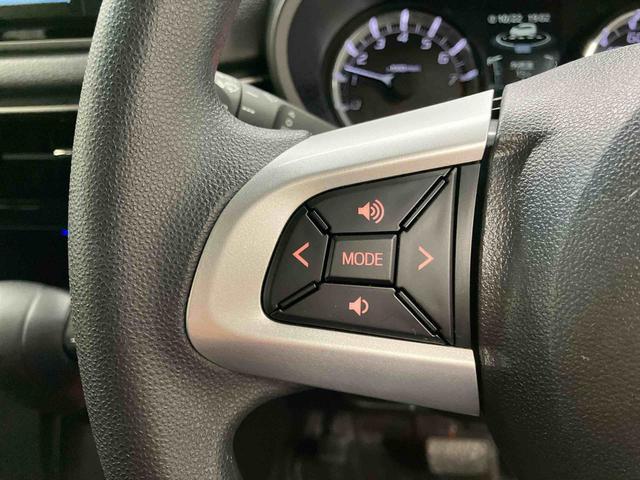 ムーヴ カスタム X VS SAIII 下取車 メモリーナビ 車線逸脱警報 エアバッグ 電動格納ミラー 記録簿 イモビライザー アルミホイール LEDヘッドランプ パノラマカメラ スマートキー プッシュスタート フルセグ ABS DVD(18枚目)