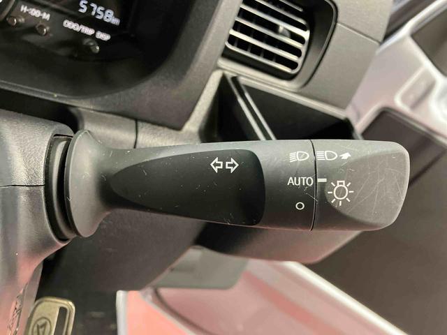 ハイゼットトラック スタンダード　１オーナー　２ＷＤ　ＣＶＴ車　衝突被害軽減システム　パワステ　運転席エアバッグ　助手席エアバッグ　アイドリングストップ　ＡＢＳ　オートライト　レーンキープアシスト　点検記録簿　オートマチックハイビーム（15枚目）