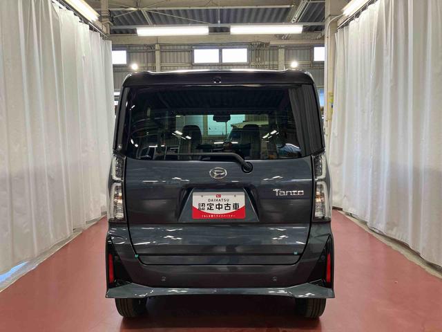 タント カスタムＸ　届出済未使用車　元展示車　衝突被害軽減システム　車線逸脱防止　アイドリングストップ　禁煙　ＬＥＤヘッドランプ　１オーナー　シートヒーター　オートマチックハイビーム　電動格納ミラー　スマートキー（6枚目）