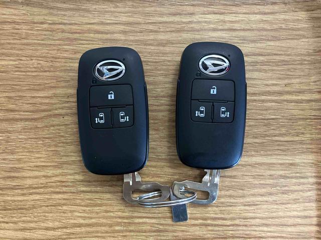 タント カスタムＸ　届出済未使用車　元展示車　衝突被害軽減システム　車線逸脱防止　アイドリングストップ　禁煙　ＬＥＤヘッドランプ　１オーナー　シートヒーター　オートマチックハイビーム　電動格納ミラー　スマートキー（12枚目）