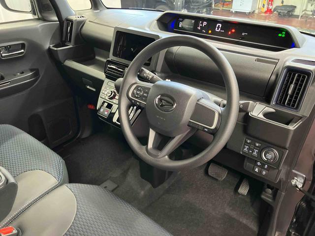 タント カスタムＸ　届出済未使用車　元展示車　衝突被害軽減システム　車線逸脱防止　アイドリングストップ　禁煙　ＬＥＤヘッドランプ　１オーナー　シートヒーター　オートマチックハイビーム　電動格納ミラー　スマートキー（13枚目）