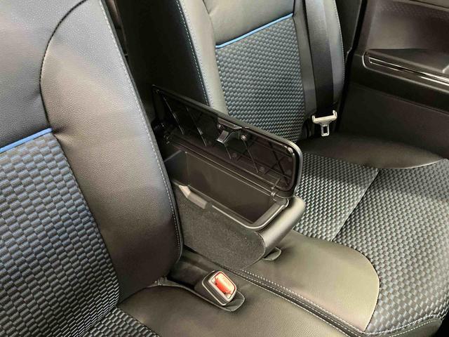 タント カスタムＸ　届出済未使用車　元展示車　衝突被害軽減システム　車線逸脱防止　アイドリングストップ　禁煙　ＬＥＤヘッドランプ　１オーナー　シートヒーター　オートマチックハイビーム　電動格納ミラー　スマートキー（25枚目）