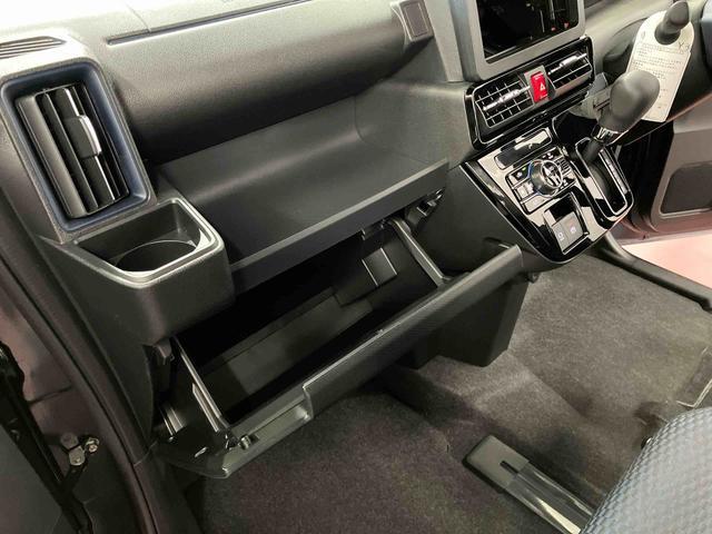 タント カスタムＸ　届出済未使用車　元展示車　衝突被害軽減システム　車線逸脱防止　アイドリングストップ　禁煙　ＬＥＤヘッドランプ　１オーナー　シートヒーター　オートマチックハイビーム　電動格納ミラー　スマートキー（30枚目）